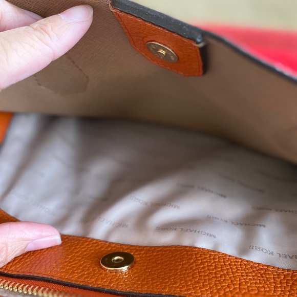 Amber Michael Kors purse - Picture 2 of 6